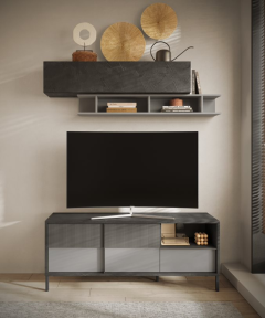 TV-alus Everest 153, hall