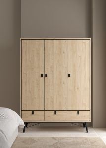 Riidekapp Ry, 86011 Jacksoni tamm